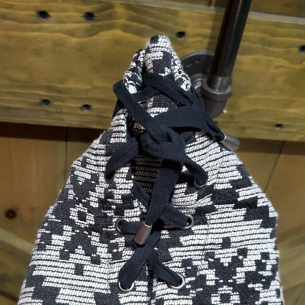 Who What Wear High Waist Black and White Geometric Shorts Tribal Aztec Lace Up - Picture 3 of 10